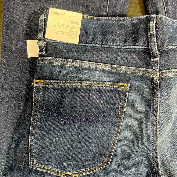 BNWT Gap 1969 26/2L “Perfect Boot”Jeans Original Retail Owner - Picture 4 of 11